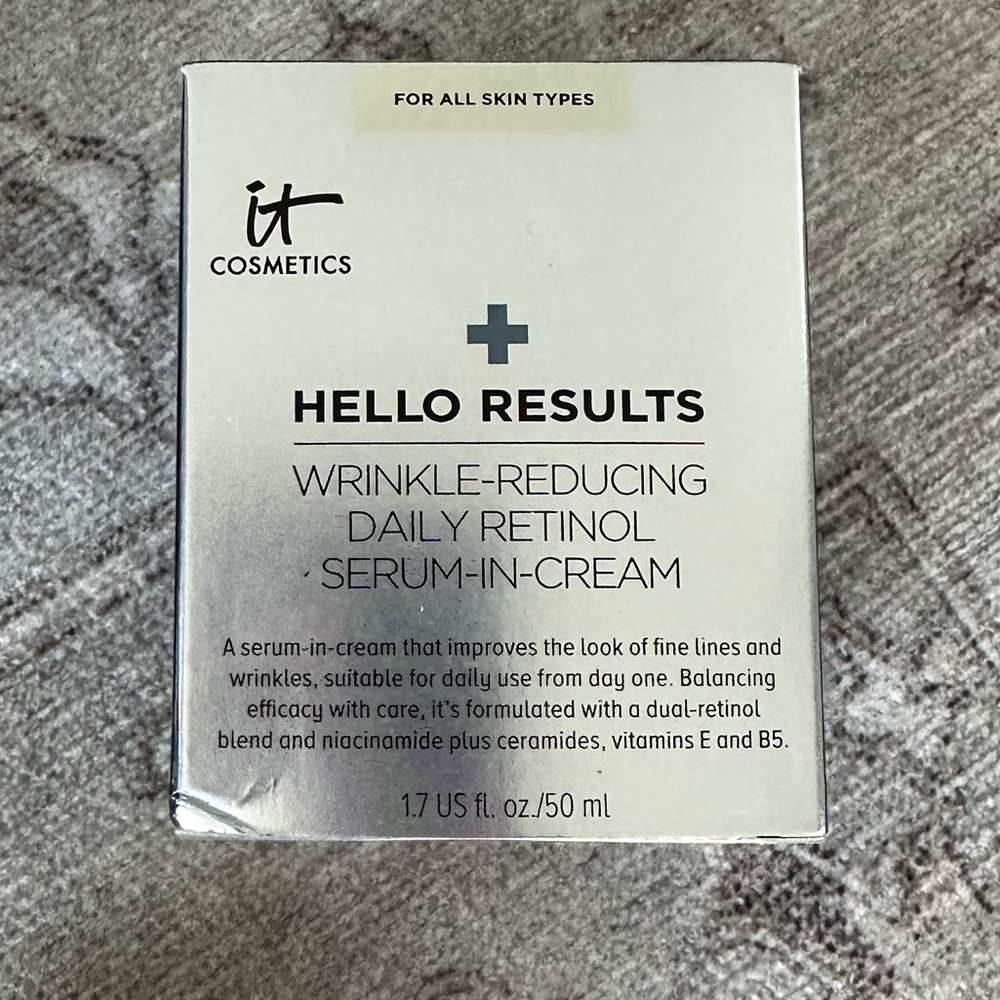 Hello Results! Wrinkle Reducing Daily Retinol Serum-In Cream